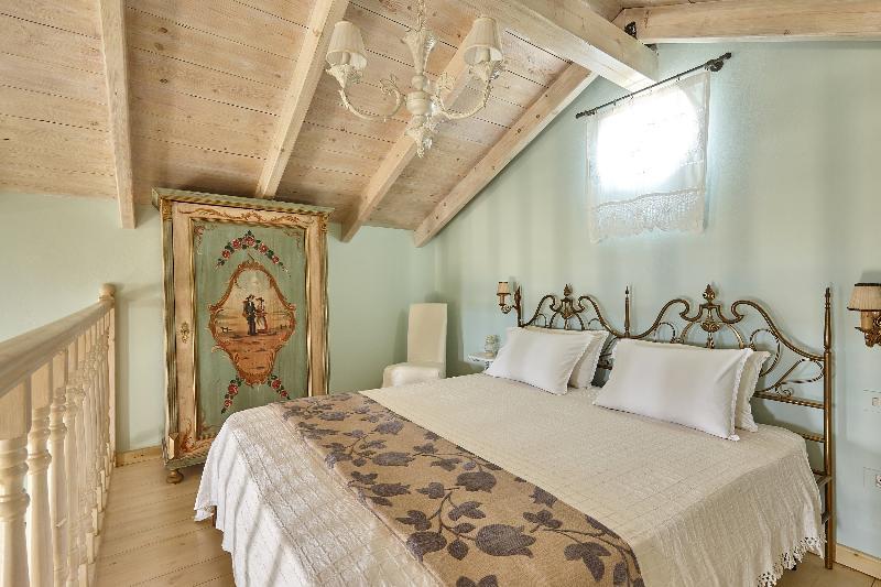 Orelia Cretan Villas & Deluxe Apartments Kamilari Bagian luar foto